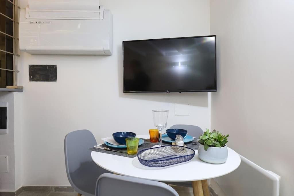 Cozy Loft Navigli, Close To Duomo And Bocconi - Italy Flat Vacation 米兰 外观 照片